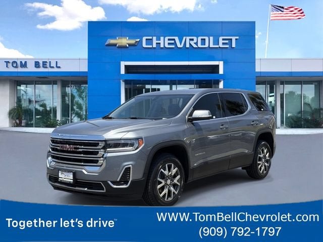 2021 GMC Acadia SLE in Satin Steel Metallic — front three-quarter view