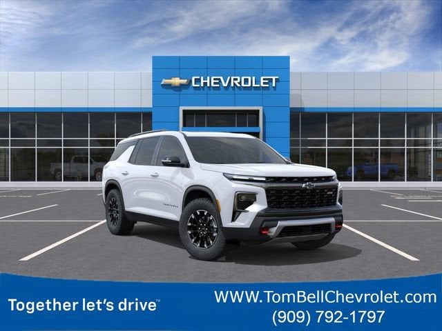 2026 Chevrolet Traverse Z71 in Polar White Tricoat — front three-quarter view