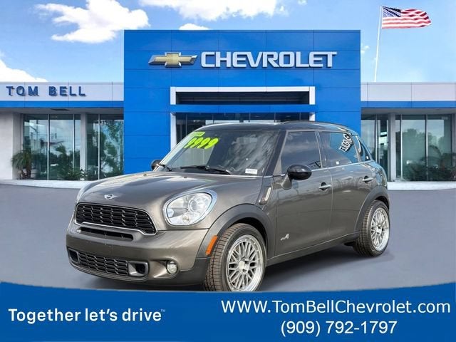 2012 MINI Cooper S Countryman S in Gray — front three-quarter view